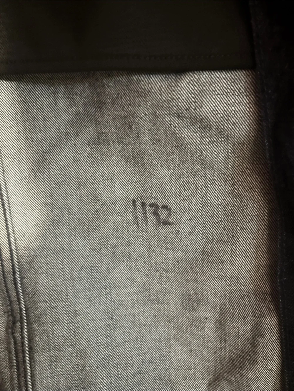 Levi's Men's Dark Indigo Denim Trucket Jacquard. Size L - Picture 7 of 9